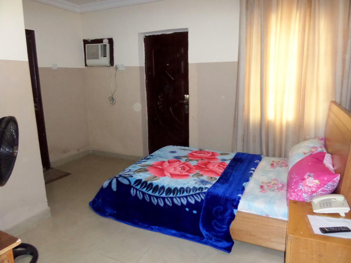 Wonder King Hotel Lagos Kamer foto
