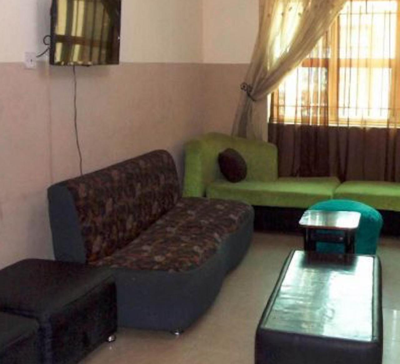 Wonder King Hotel Lagos Buitenkant foto